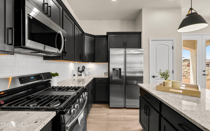 704 Cedarwood Avenue, Horizon City, TX 79928, 3 Bedrooms Bedrooms, ,3 BathroomsBathrooms,Residential,For Sale,704 Cedarwood Avenue,0,941363