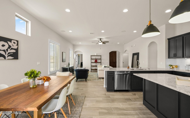 704 Cedarwood Avenue, Horizon City, TX 79928, 3 Bedrooms Bedrooms, ,3 BathroomsBathrooms,Residential,For Sale,704 Cedarwood Avenue,0,941363