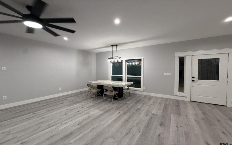 10184 Las Vegas, Tyler, TX 75704, 3 Bedrooms Bedrooms, ,2 BathroomsBathrooms,Residential,For Sale,10184 Las Vegas,0,26004556