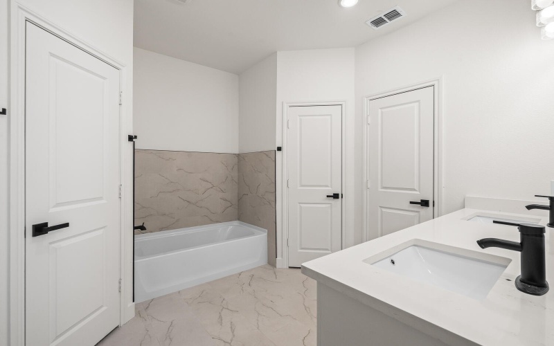 1713 County Road 5500, Lubbock, TX 79403, 3 Bedrooms Bedrooms, ,2 BathroomsBathrooms,Residential,For Sale,1713 County Road 5500,0,202562867