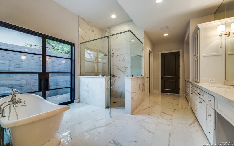 114 Cypress Way, McQueeney, TX 78123, 4 Bedrooms Bedrooms, ,3 BathroomsBathrooms,Residential,For Sale,114 Cypress Way,0,1953801