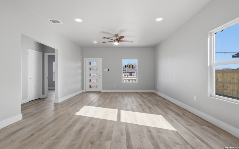 314 Corliss, San Antonio, TX 78220, 3 Bedrooms Bedrooms, ,2 BathroomsBathrooms,Residential,For Sale,314 Corliss,0,1953803