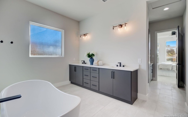 981 Jenny Leigh Trail, Bulverde, TX 78163, 4 Bedrooms Bedrooms, ,3 BathroomsBathrooms,Residential,For Sale,981 Jenny Leigh Trail,0,1953861