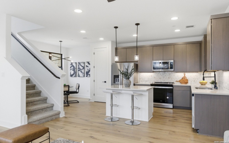 315 Holton Drive unit: 102, Austin, TX 78737, 3 Bedrooms Bedrooms, ,3 BathroomsBathrooms,Residential,For Sale,315 Holton Drive unit: 102,0,1953965