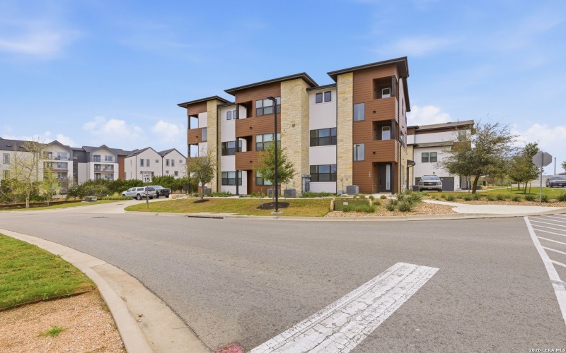 315 Holton Drive unit: 102, Austin, TX 78737, 3 Bedrooms Bedrooms, ,3 BathroomsBathrooms,Residential,For Sale,315 Holton Drive unit: 102,0,1953965