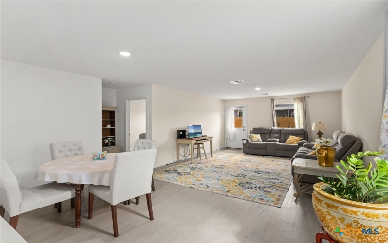 11543 Field Briar, Converse, TX 78109, 3 Bedrooms Bedrooms, ,2 BathroomsBathrooms,Residential,For Sale,11543 Field Briar,0,606986