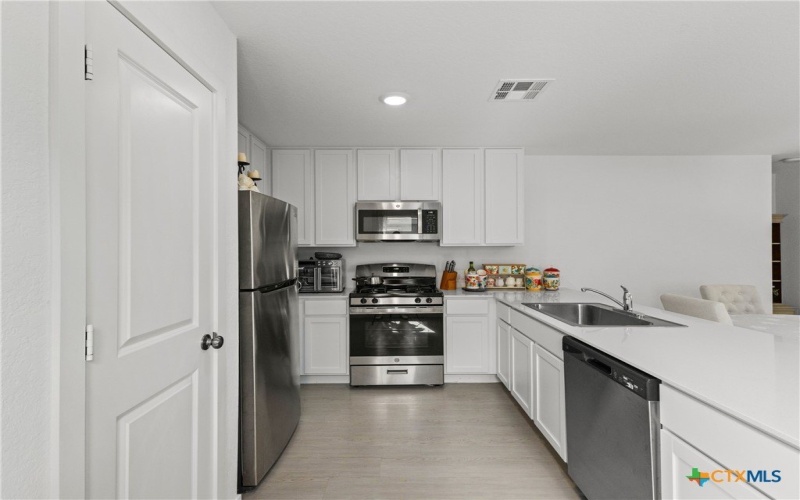 11543 Field Briar, Converse, TX 78109, 3 Bedrooms Bedrooms, ,2 BathroomsBathrooms,Residential,For Sale,11543 Field Briar,0,606986