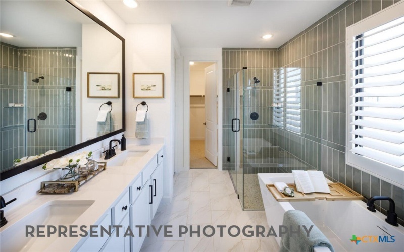 9505 Golden Lion Drive, Austin, TX 78744, 4 Bedrooms Bedrooms, ,3 BathroomsBathrooms,Residential,For Sale,9505 Golden Lion Drive,0,609216