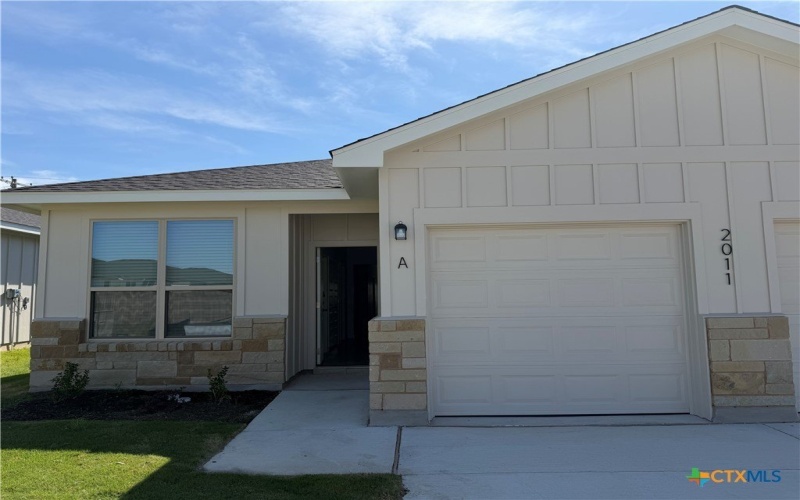 2011 Bear Grass Ridge Road unit: A, Temple, TX 76501, 3 Bedrooms Bedrooms, ,2 BathroomsBathrooms,Residential Multi Family,For Sale,2011 Bear Grass Ridge Road unit: A,0,609224