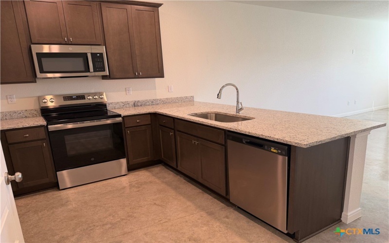 2011 Bear Grass Ridge Road unit: B, Temple, TX 76501, 3 Habitaciones Habitaciones , ,2 BañosBaños,Residential Multi Family,En Venta,2011 Bear Grass Ridge Road unit: B,0,609230