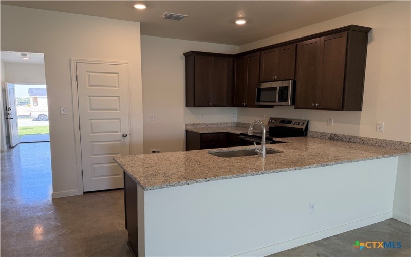 2011 Bear Grass Ridge Road unit: B, Temple, TX 76501, 3 Habitaciones Habitaciones , ,2 BañosBaños,Residential Multi Family,En Venta,2011 Bear Grass Ridge Road unit: B,0,609230