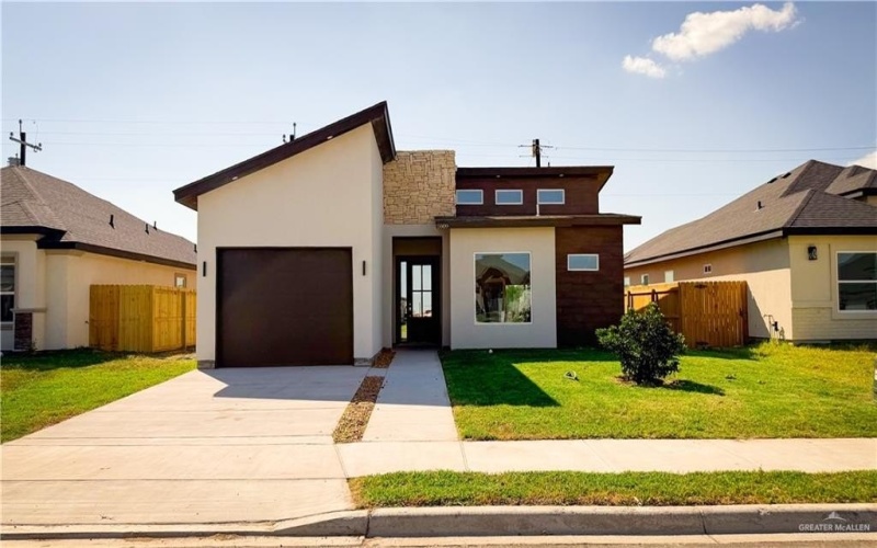 5909 N Playa Del Sol Street, Edinburg, TX 78542, 3 Bedrooms Bedrooms, ,2 BathroomsBathrooms,Residential,For Sale,5909 N Playa Del Sol Street,0,500459