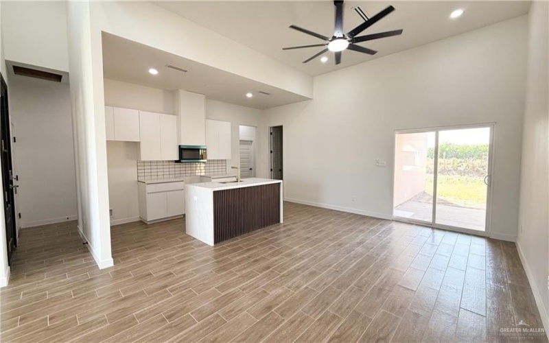 5909 N Playa Del Sol Street, Edinburg, TX 78542, 3 Bedrooms Bedrooms, ,2 BathroomsBathrooms,Residential,For Sale,5909 N Playa Del Sol Street,0,500459