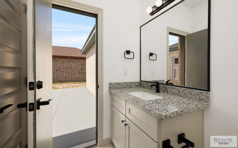 17998 GREEN JAY DR, HARLINGEN, TX 78552, 3 Bedrooms Bedrooms, ,2 BathroomsBathrooms,Residential,For Sale,17998 GREEN JAY DR,0,29772415