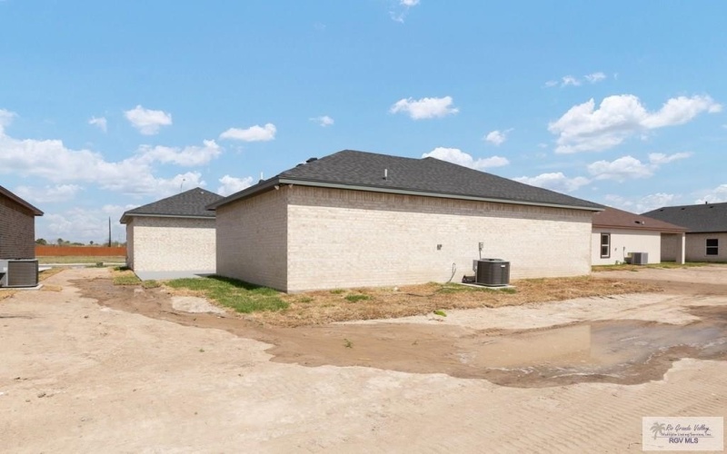 17998 GREEN JAY DR, HARLINGEN, TX 78552, 3 Bedrooms Bedrooms, ,2 BathroomsBathrooms,Residential,For Sale,17998 GREEN JAY DR,0,29772415