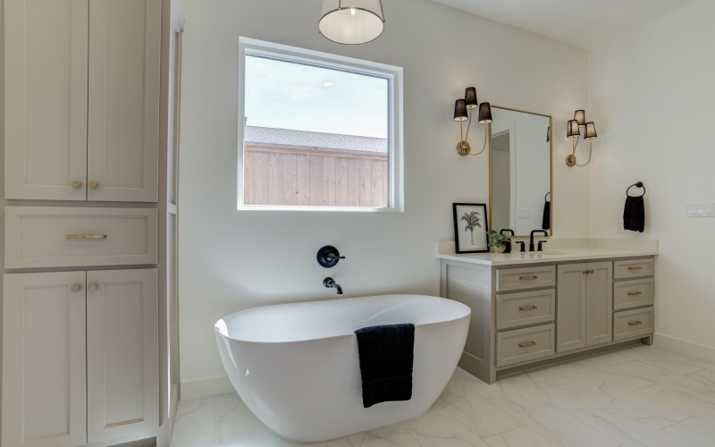 4610 138th Place, Lubbock, TX 79424, 4 Bedrooms Bedrooms, ,3 BathroomsBathrooms,Residential,For Sale,4610 138th Place,0,202604246