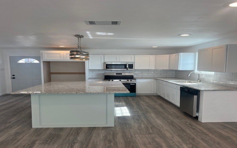 408 W Royal Oak Lane, Rockport, TX 78382, 3 Bedrooms Bedrooms, ,2 BathroomsBathrooms,Residential,For Sale,408 W Royal Oak Lane,0,474087