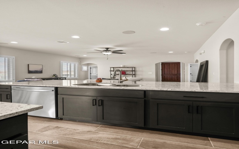 705 Paseo Modesto Drive, Horizon City, TX 79928, 3 Bedrooms Bedrooms, ,3 BathroomsBathrooms,Residential,For Sale,705 Paseo Modesto Drive,0,941359