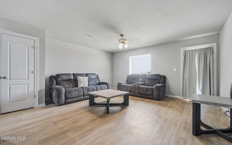 14368 Star Cactus Avenue, Horizon City, TX 79928, 3 Bedrooms Bedrooms, ,2 BathroomsBathrooms,Residential,For Sale,14368 Star Cactus Avenue,0,941418