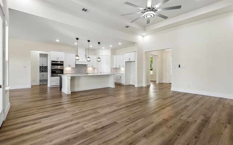 3710 Castle Drive, Rowlett, TX 75089, 6 Bedrooms Bedrooms, ,6 BathroomsBathrooms,Residential,For Sale,3710 Castle Drive,0,21180680