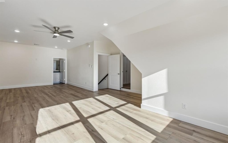 3710 Castle Drive, Rowlett, TX 75089, 6 Bedrooms Bedrooms, ,6 BathroomsBathrooms,Residential,For Sale,3710 Castle Drive,0,21180680