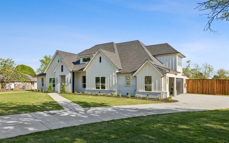 3710 Castle Drive, Rowlett, TX 75089, 6 Bedrooms Bedrooms, ,6 BathroomsBathrooms,Residential,For Sale,3710 Castle Drive,0,21180680