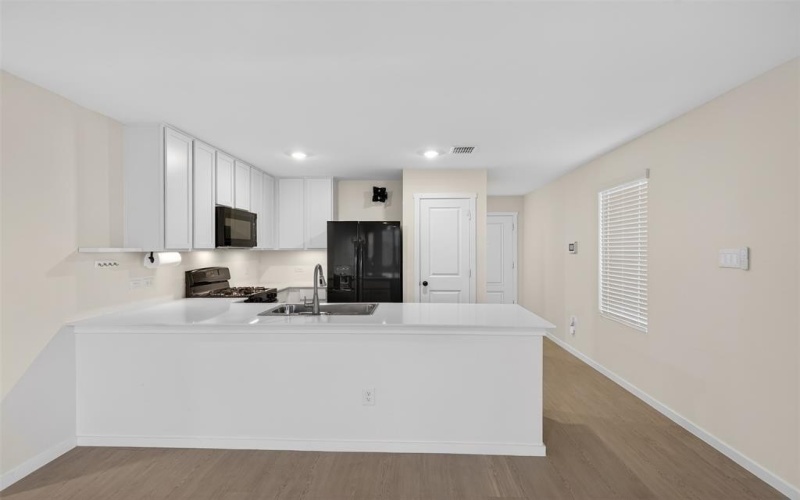 6201 Tilden Avenue, Pilot Point, TX 76258, 4 Bedrooms Bedrooms, ,2 BathroomsBathrooms,Residential,For Sale,6201 Tilden Avenue,0,21194170