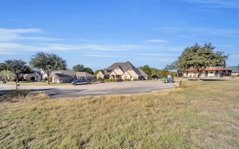 2000 Stone Canyon Court, Arlington, TX 76012, 4 Bedrooms Bedrooms, ,3 BathroomsBathrooms,Residential,For Sale,2000 Stone Canyon Court,0,21200827