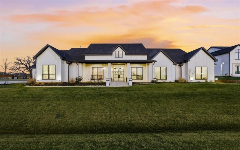 4304 Belle Drive, Flower Mound, TX 75022, 5 Habitaciones Habitaciones , ,6 BañosBaños,Residential,En Venta,4304 Belle Drive,0,21204862