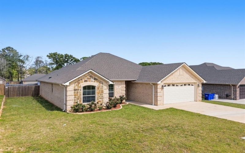 109 Hay Meadow Drive, Winona, TX 75792, 3 Bedrooms Bedrooms, ,2 BathroomsBathrooms,Residential,For Sale,109 Hay Meadow Drive,0,21216721