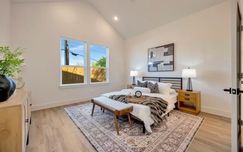 929 E Magnolia Avenue, Fort Worth, TX 76104, 4 Habitaciones Habitaciones , ,2 BañosBaños,Residential,En Venta,929 E Magnolia Avenue,0,21217035