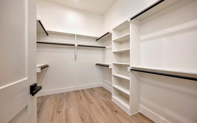 929 E Magnolia Avenue, Fort Worth, TX 76104, 4 Habitaciones Habitaciones , ,2 BañosBaños,Residential,En Venta,929 E Magnolia Avenue,0,21217035