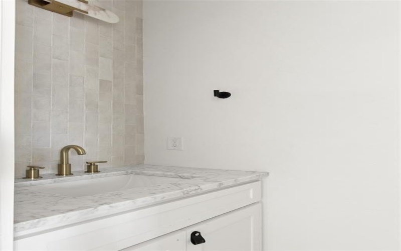 4711 Sylvester Street, Dallas, TX 75219, 8 Bedrooms Bedrooms, ,8 BathroomsBathrooms,Residential Multi Family,For Sale,4711 Sylvester Street,0,21218683