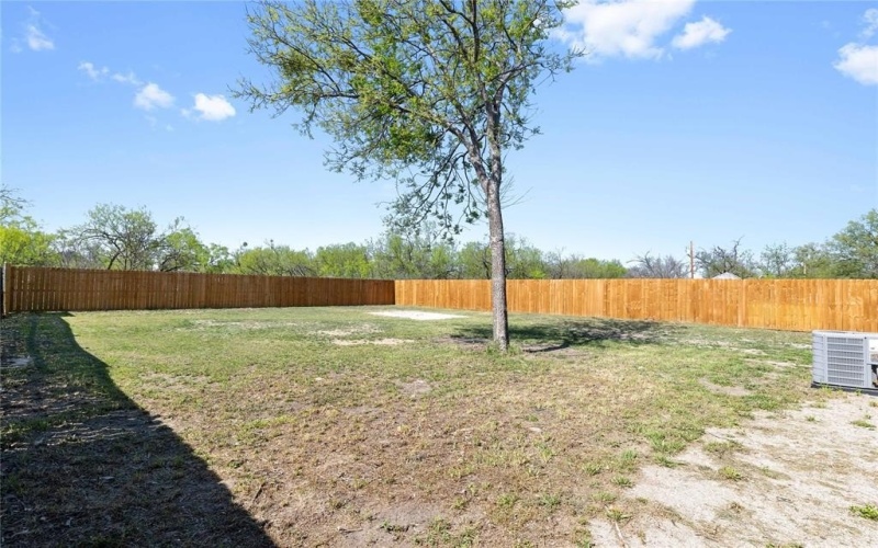 1111 Magnolia Street, Brownwood, TX 76801, 4 Habitaciones Habitaciones , ,2 BañosBaños,Residential,En Venta,1111 Magnolia Street,0,21220429