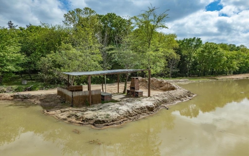 603 S Houston Street, Edgewood, TX 75117, 9 Habitaciones Habitaciones , ,3 BañosBaños,Residential,En Venta,603 S Houston Street,0,21221887