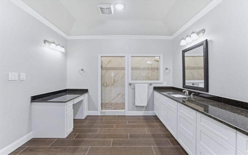 603 S Houston Street, Edgewood, TX 75117, 9 Habitaciones Habitaciones , ,3 BañosBaños,Residential,En Venta,603 S Houston Street,0,21221887