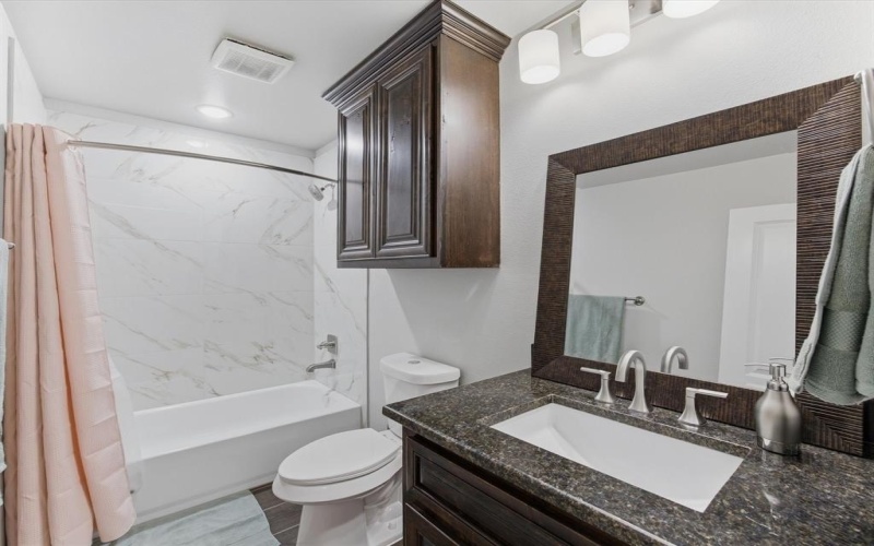 603 S Houston Street, Edgewood, TX 75117, 9 Habitaciones Habitaciones , ,3 BañosBaños,Residential,En Venta,603 S Houston Street,0,21221887