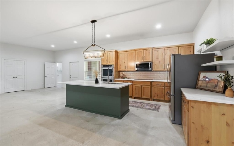 1445 County Road 3690, Paradise, TX 76073, 3 Bedrooms Bedrooms, ,3 BathroomsBathrooms,Residential,For Sale,1445 County Road 3690,0,21223626