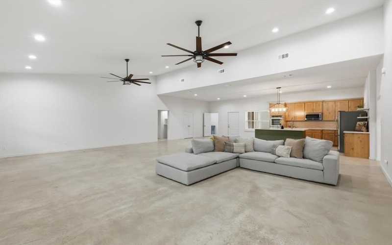 1445 County Road 3690, Paradise, TX 76073, 3 Bedrooms Bedrooms, ,3 BathroomsBathrooms,Residential,For Sale,1445 County Road 3690,0,21223626