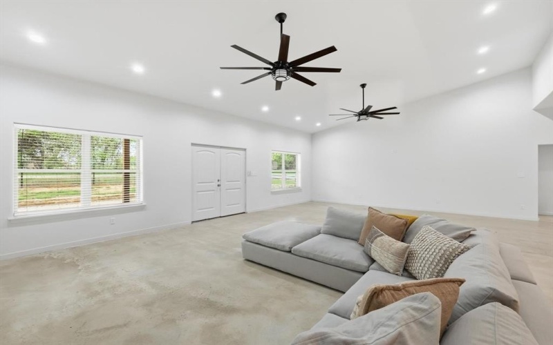 1445 County Road 3690, Paradise, TX 76073, 3 Bedrooms Bedrooms, ,3 BathroomsBathrooms,Residential,For Sale,1445 County Road 3690,0,21223626