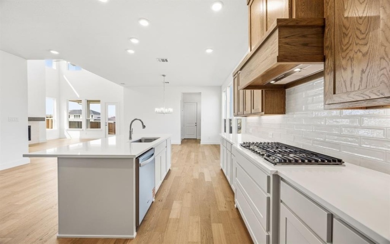 560 Stark Mews, Celina, TX 75009, 3 Bedrooms Bedrooms, ,2 BathroomsBathrooms,Residential,For Sale,560 Stark Mews,0,21223628