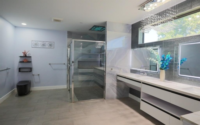 1719 Right Field Court, Cedar Hill, TX 75104, 4 Bedrooms Bedrooms, ,5 BathroomsBathrooms,Residential,For Sale,1719 Right Field Court,0,21224763