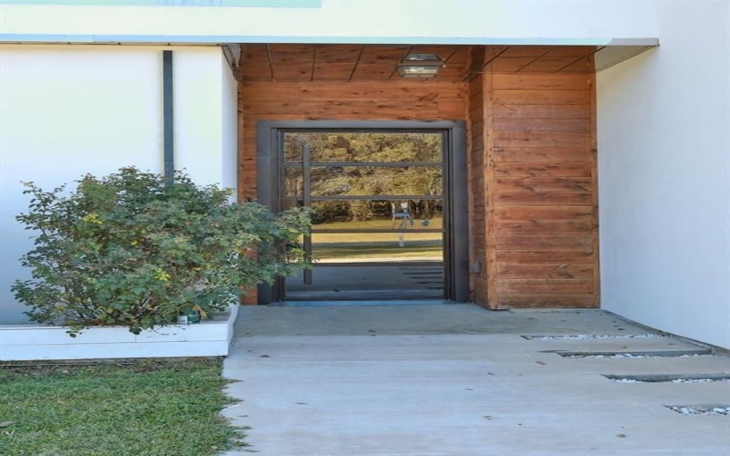 1719 Right Field Court, Cedar Hill, TX 75104, 4 Bedrooms Bedrooms, ,5 BathroomsBathrooms,Residential,For Sale,1719 Right Field Court,0,21224763