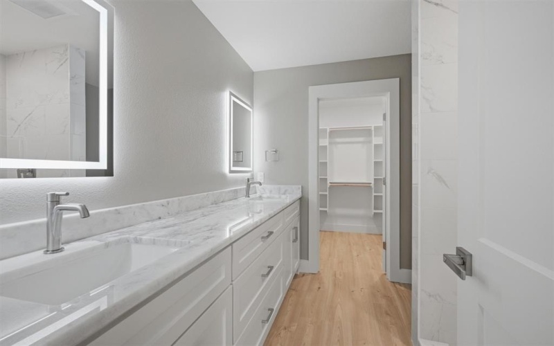 1016 S 1st Street, Sherman, TX 75090, 2 Bedrooms Bedrooms, ,2 BathroomsBathrooms,Residential,For Sale,1016 S 1st Street,0,21225035