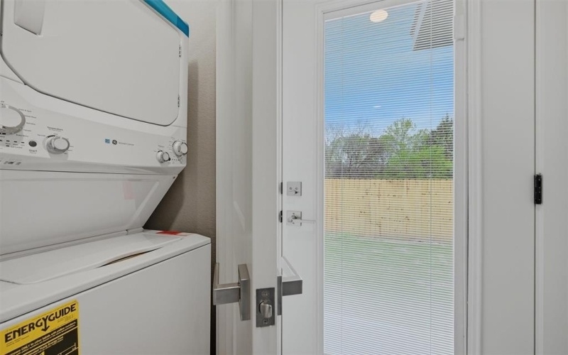 1016 S 1st Street, Sherman, TX 75090, 2 Bedrooms Bedrooms, ,2 BathroomsBathrooms,Residential,For Sale,1016 S 1st Street,0,21225035