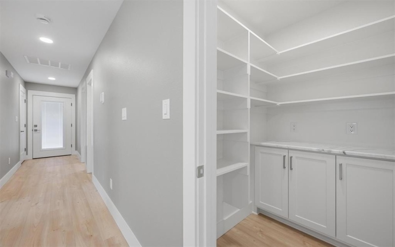 1012 S 1st Street, Sherman, TX 75090, 2 Habitaciones Habitaciones , ,2 BañosBaños,Residential,En Venta,1012 S 1st Street,0,21225052