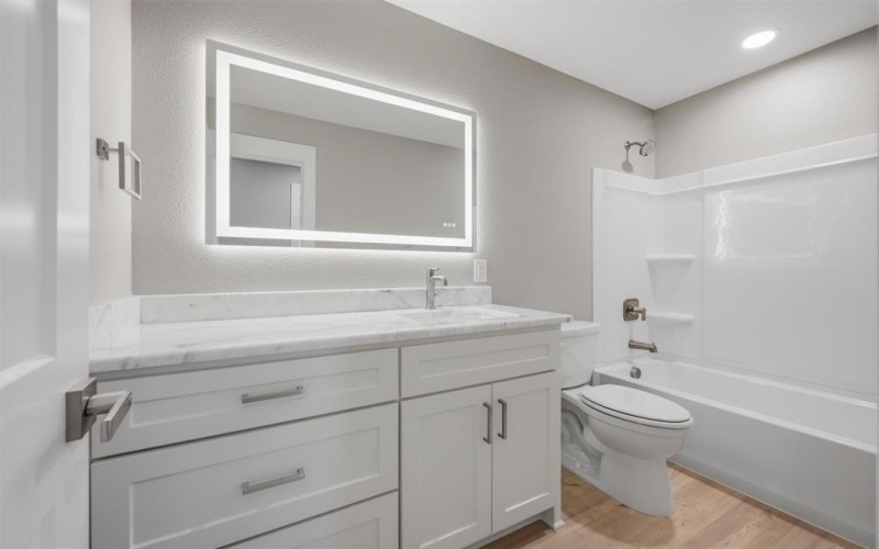 1012 S 1st Street, Sherman, TX 75090, 2 Habitaciones Habitaciones , ,2 BañosBaños,Residential,En Venta,1012 S 1st Street,0,21225052