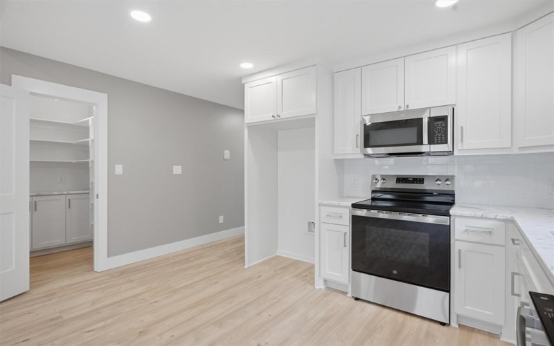 1008 S First Street, Sherman, TX 75090, 2 Habitaciones Habitaciones , ,2 BañosBaños,Residential,En Venta,1008 S First Street,0,21225072