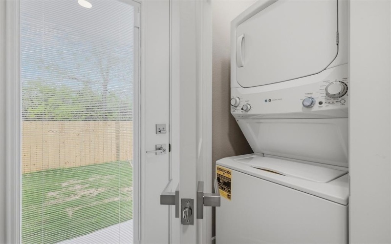 1008 S First Street, Sherman, TX 75090, 2 Habitaciones Habitaciones , ,2 BañosBaños,Residential,En Venta,1008 S First Street,0,21225072