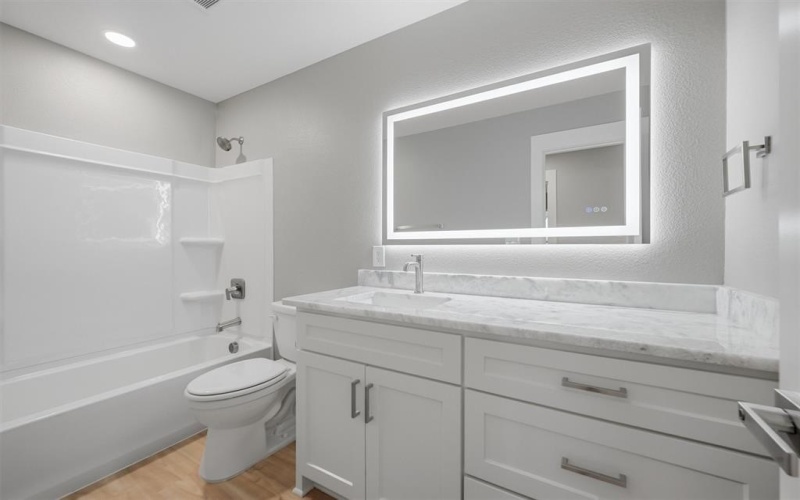 1004 S 1st Street, Sherman, TX 75090, 2 Habitaciones Habitaciones , ,2 BañosBaños,Residential,En Venta,1004 S 1st Street,0,21225084